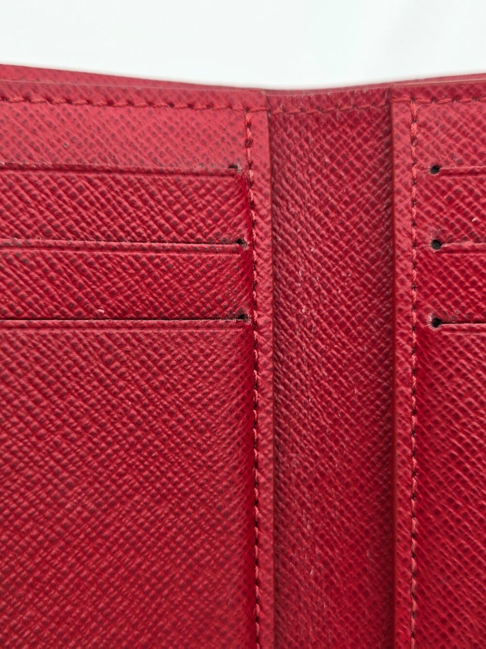 Louis Vuitton Victorine Wallet โ Damier Ebene | Cherry Interior | Pre-Owned - Picture 14 of 16